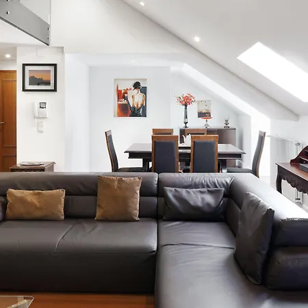 Lisbon Rentals Chiado-2
